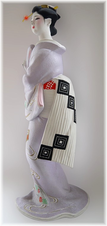  статуэтка Хаката  Девушка с веером, Япония