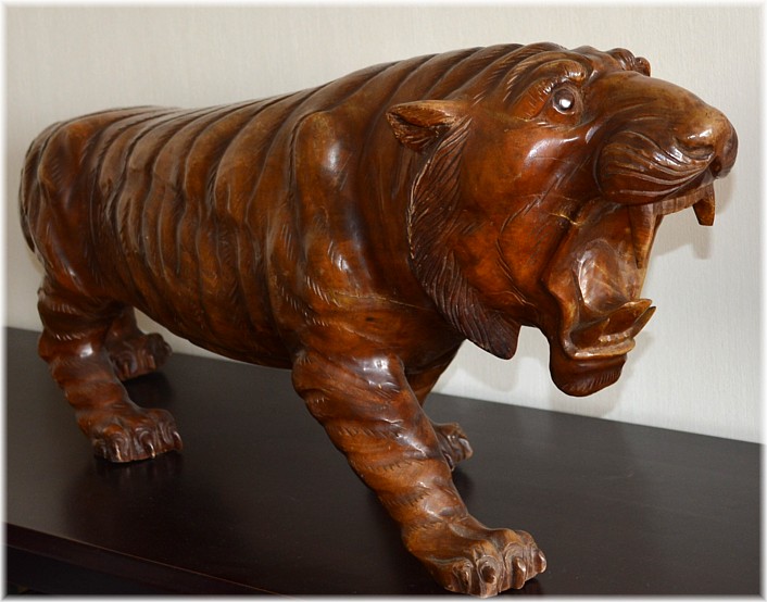 ТИГР, большая резная скульптура из дерева, Япония