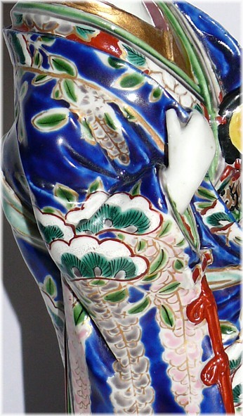 Japanese Antique Porcelain Figure of a woman. Details