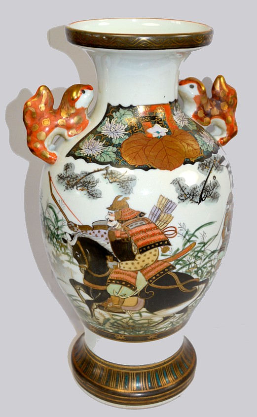 Japanese antique porcelain Ko-Kutani vase hand painted with samurai scene, 1880's, Meiji era