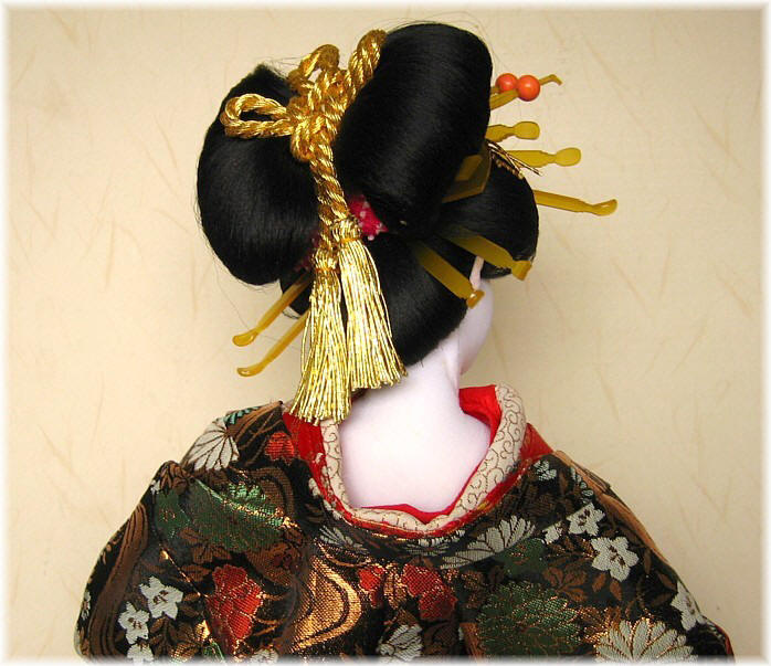 japanese doll of oiran, detail of hair-style