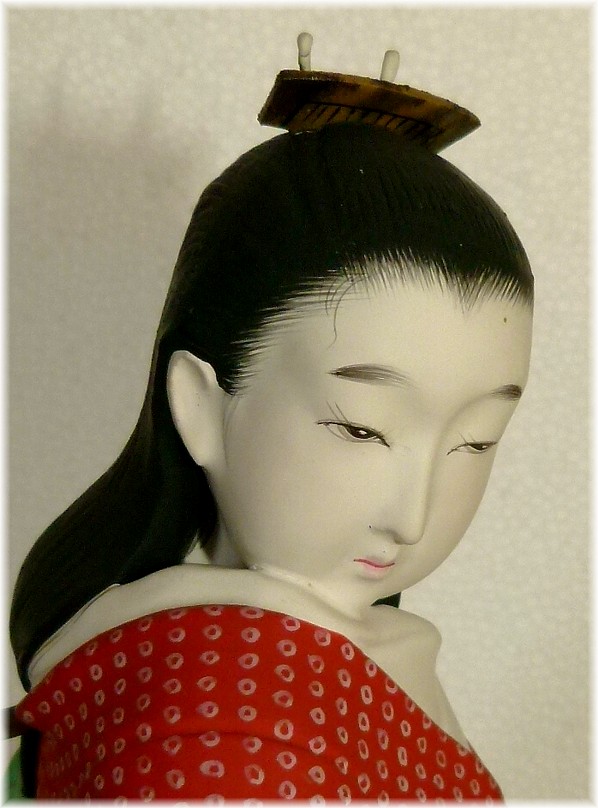 Japanese Hakata clay figurine of a Long Hair Beauty of Muromachi era. The japonic Online Store