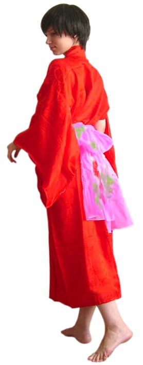 японское кимоно и пояс оби