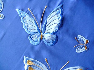 detail od embroidery on kimono back