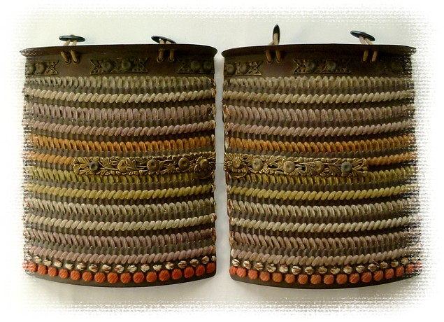 самурайские доспехи: деталь. НАПЛЕЧНИКИ