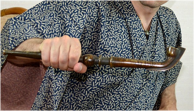 японское оружие защиты в виде курительной трубки с потайным клинком, конец эпохи Эдо