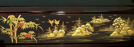 японский рисунок на подставке для катаны