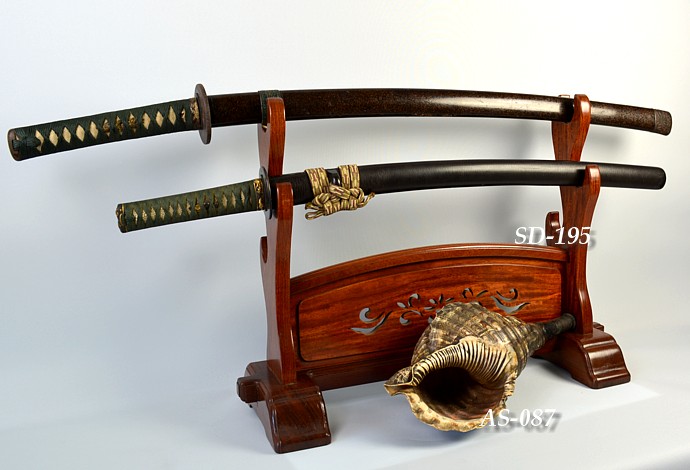 японская антикварная подставка для трех  мечей