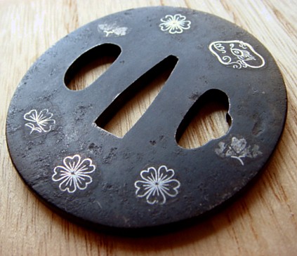 антикварная цуба (гарда японского меча) эпохи Эдо