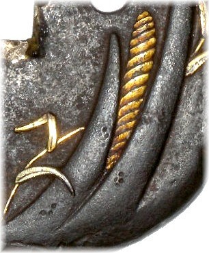 кованная цуба (гарда меча) эпохи Эдо, детали