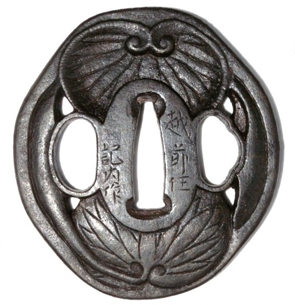 антикварная подписная цуба для вакидзаси. Коллекция яонских цуб Interia Japonica