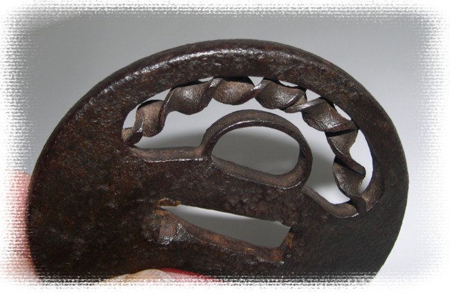 японское антикварное оружие - цуба меча