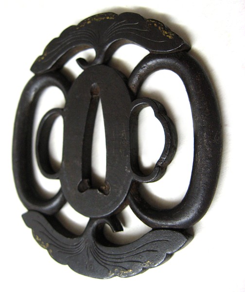 цуба - гарда японского самурайского меча, эпоха Эдо