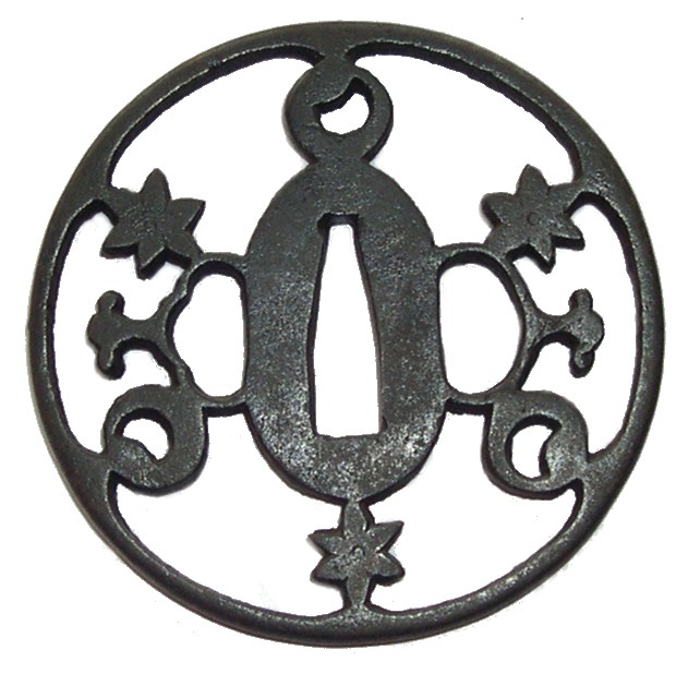 кованная антикварная гарда (цуба) японского меча