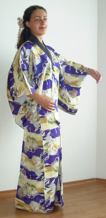 антикварное японское кимоно