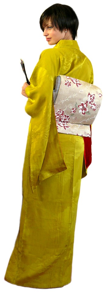 japanese lady's silk kimono of Taisho era