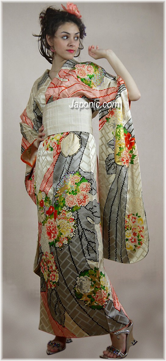 japanese traditional silk kimono furisode