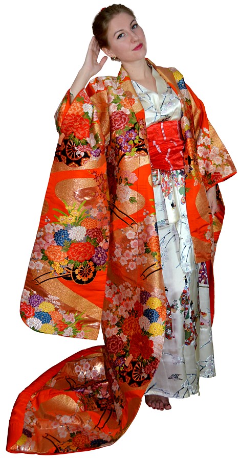 japanese embroidered wedding gown. The Japonic Online Store