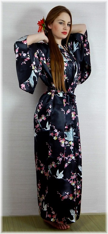 Japanese pure silk kimono IMARI, made in japan