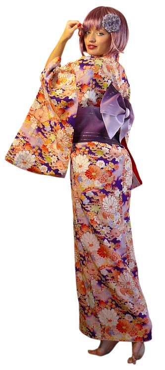 girl in kimono and obi belt